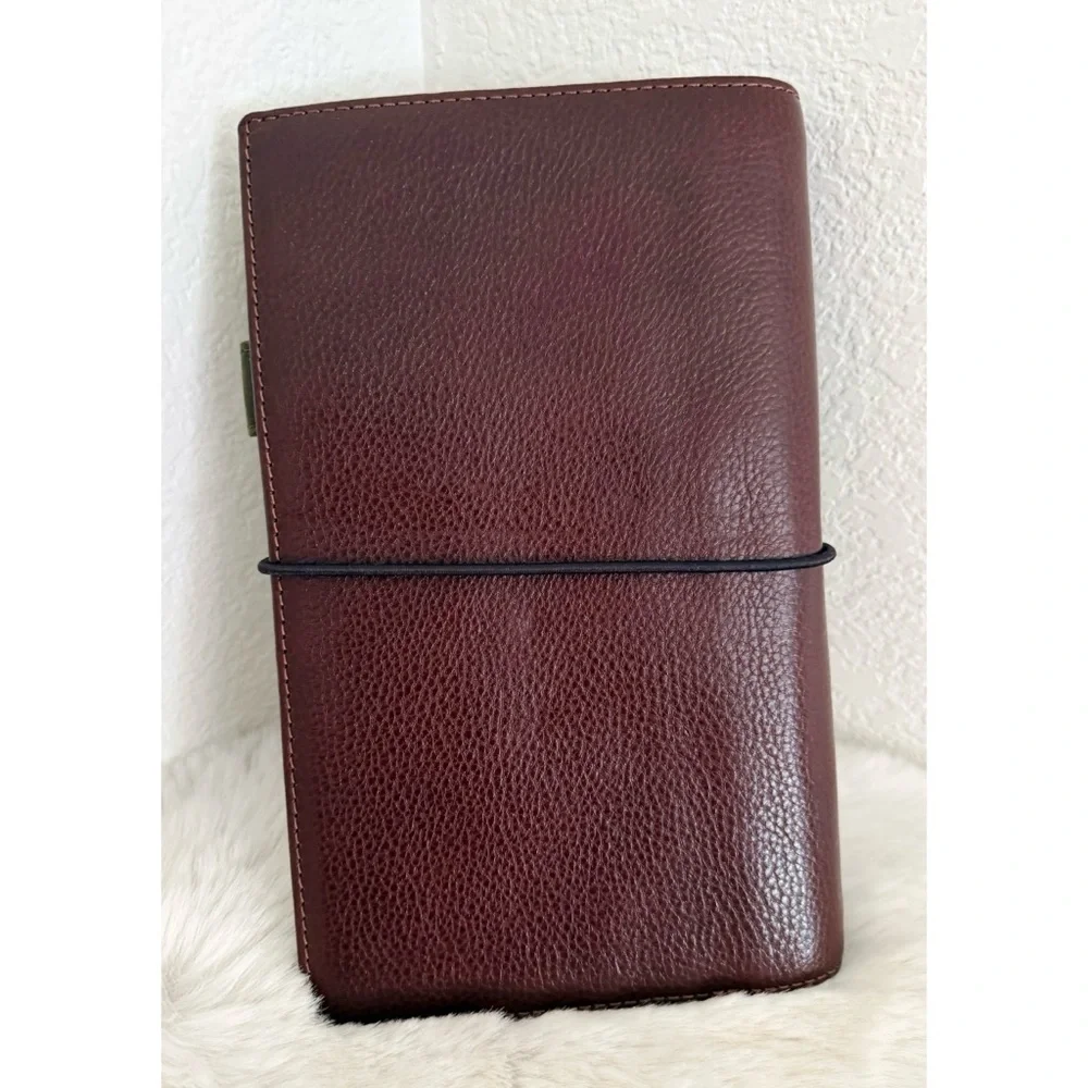 9 LIVES Traveler’s Notebooks